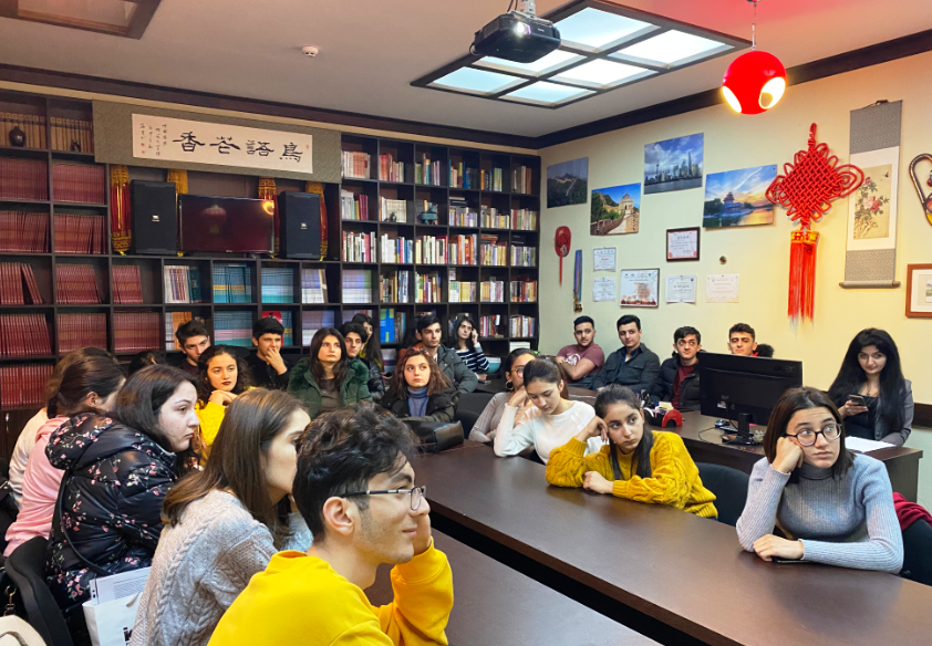 Dillər Universitetində Çin iqtisadiyyatına dair seminar keçirilib