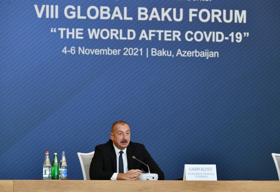 Prezident İlham Əliyev VIII Qlobal Bakı Forumunda çıxış edib