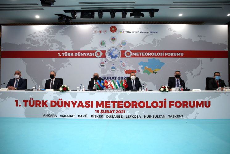 Əli Əsədov Türk Dünyası Meteorologiya Forumunda iştirak edib
