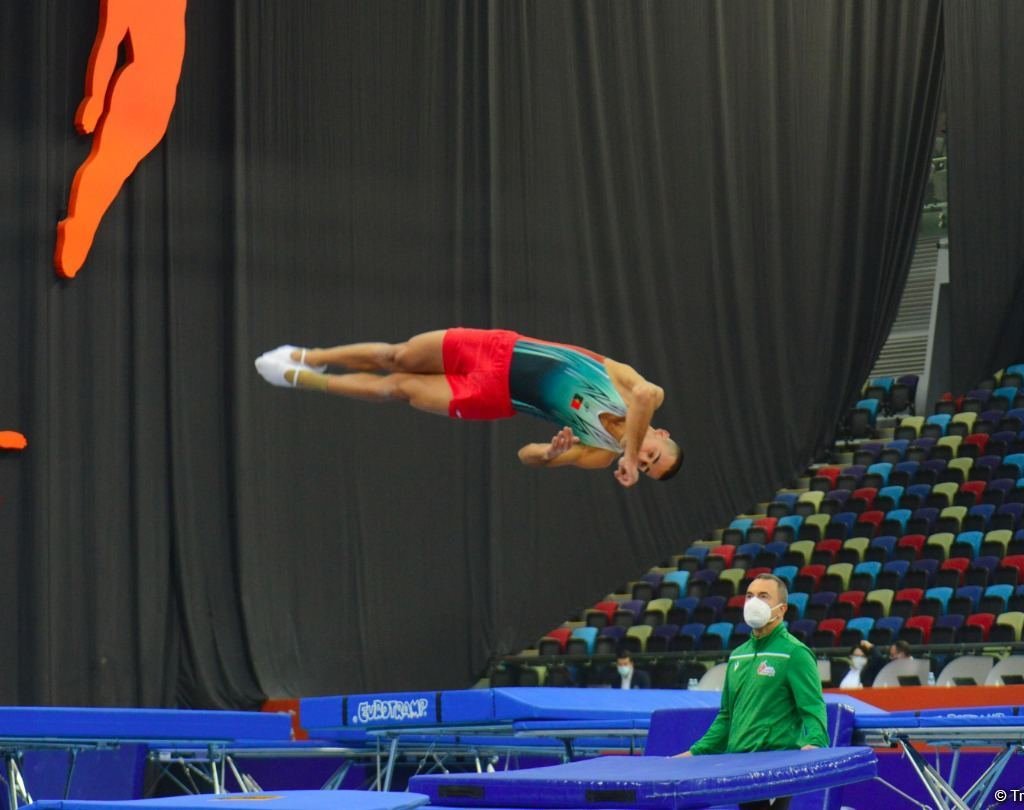 Bakıda Batut Gimnastikası üzrə 28-ci Dünya Yaş Qrupları Yarışları start götürüb