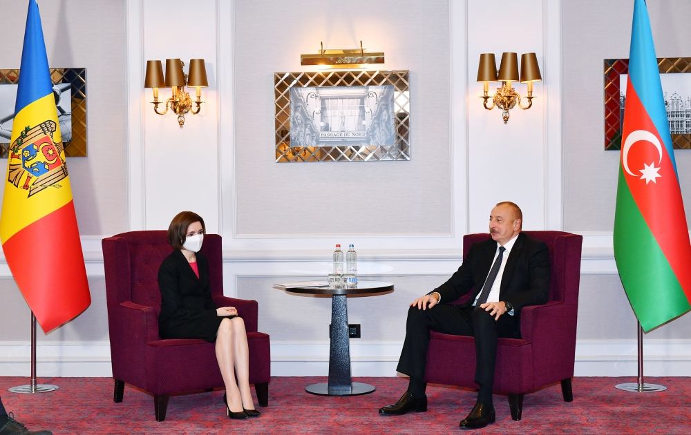 Brüsseldə Prezident İlham Əliyevin Moldova Prezidenti ilə görüşü olub