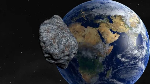 Yerə 122 metrlik asteroid yaxınlaşır