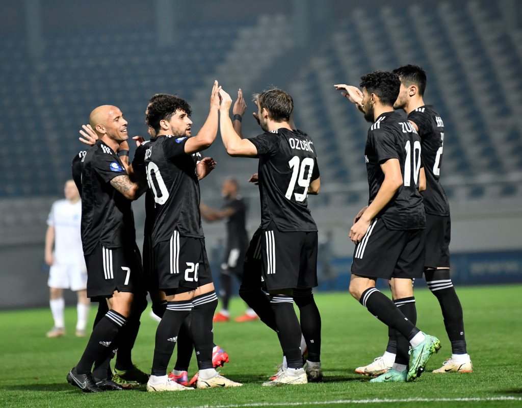 “Qarabağ”ın sabahkı oyununa 25 min bilet satılıb
