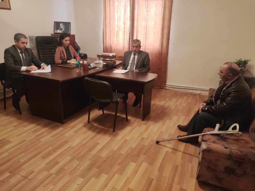 Səbinə Xasayeva Puta qəsəbəsində bir qrup vətəndaşı qəbul edib - FOTO