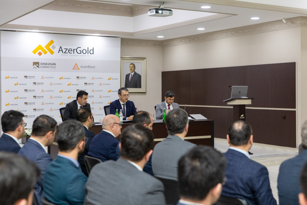 “AzerGold” QSC-də 2022-ci ilin yekunları və qarşıda duran vəzifələrə dair müşavirə keçirilib