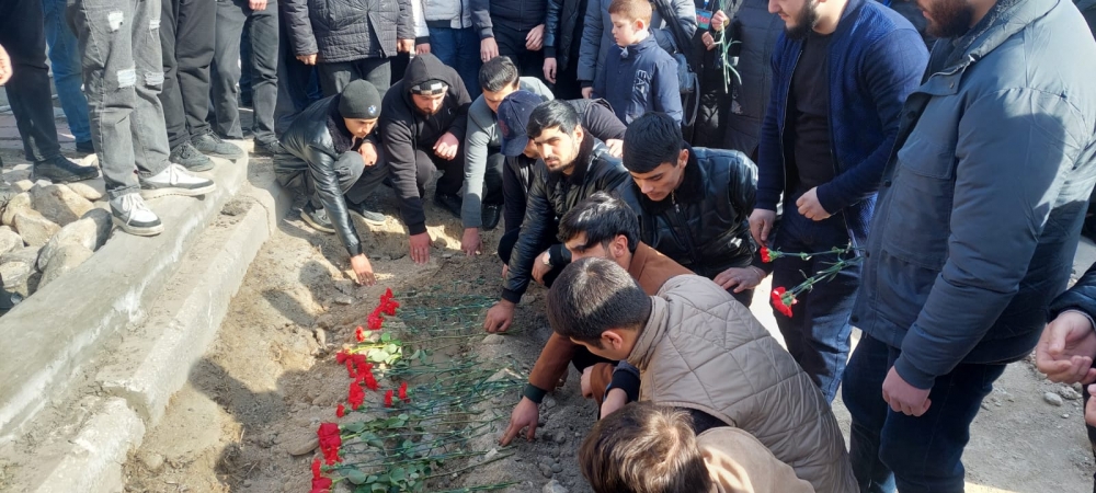 Türkiyədəki zəlzələdə həlak olan azərbaycanlı tələbələr dəfn edilib