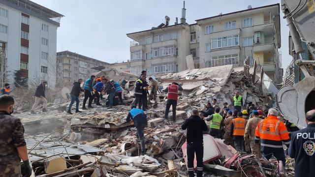 Ötən gün Malatyada baş verən zəlzələdə ölənlərin sayı 2-yə çatıb