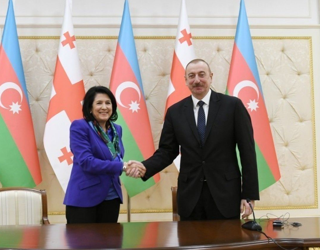 Azərbaycan Prezidenti Salome Zurabişvilini təbrik edib