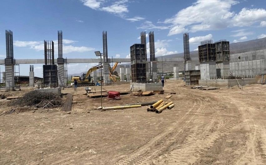 Azərbaycan Ermənistandan metallurgiya zavodunun inşasını dərhal dayandırmağı tələb edir