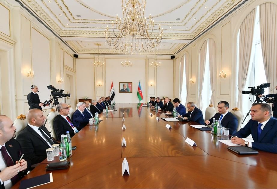 Azərbaycan və İraq prezidentlərinin geniş tərkibdə görüşü keçirilib