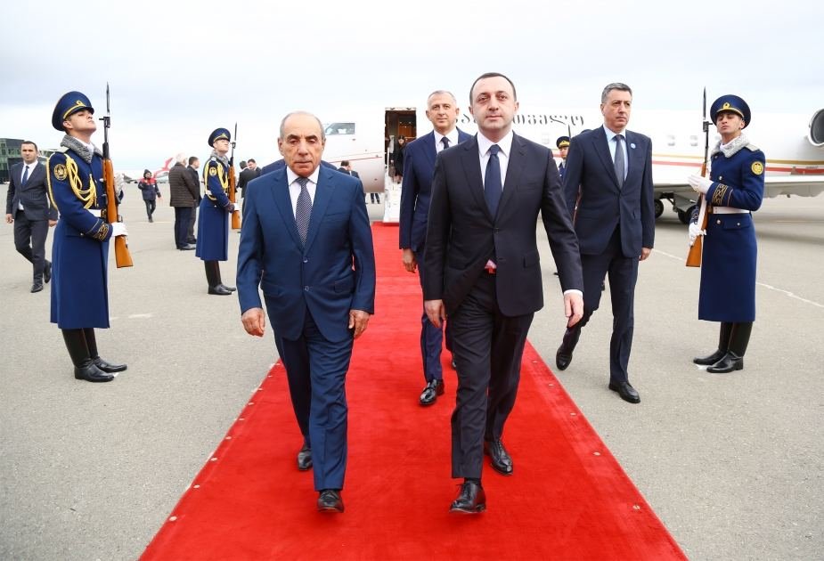 İrakli Qaribaşvili Azərbaycana səfərə gəlib