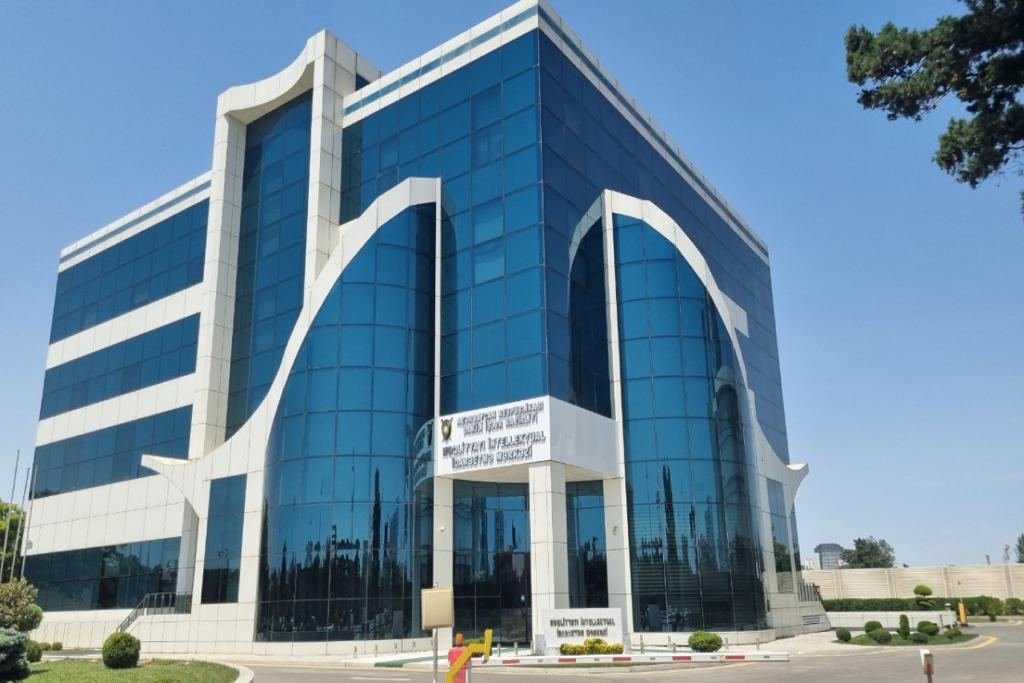 Sürücülər hansı yollarda tıxac olduğunu əvvəldən öyrənə biləcək - RƏSMİ