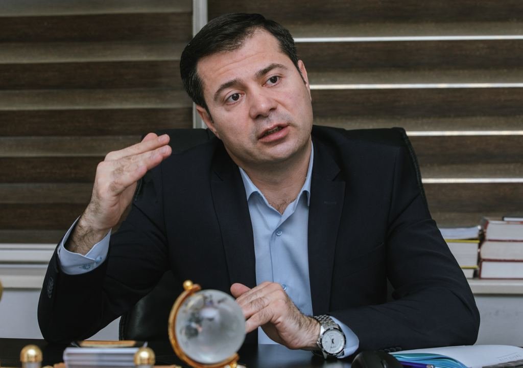 “Kişilər cinsi problemləri ilə bağlı həkimə getməyi özlərinə sığışdırmırlar” - Tanınmış uroloq-androloqla MÜSAHİBƏ “Kişilər cinsi problemləri ilə bağlı həkimə getməyi özlərinə sığışdırmırlar” - Tanınmış uroloq-androloqla MÜSAHİBƏ