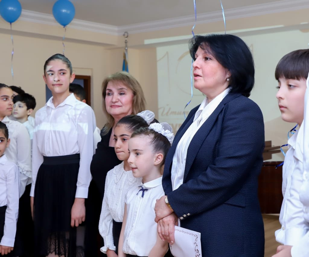 Bakı Xoreoqrafiya Akademiyasında Ümummilli lider Heydər Əliyevin ildönümünə həsr olunmuş konsert proqramı keçirilib