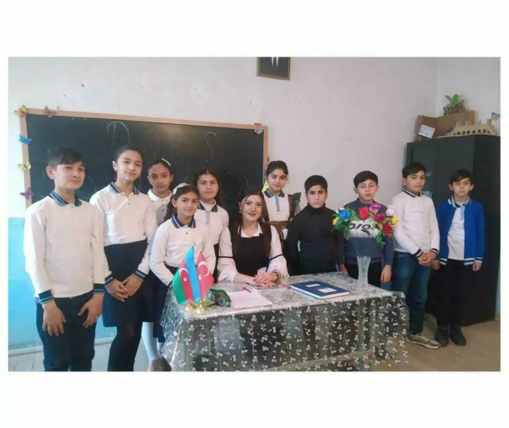 Təsviri incəsənət müəllimi Sara Əliyeva: "Sevgi ilə böyüyən hər bir uşağın gələcəyi, əlbəttə, gözəl və xoşbəxt olacaq"