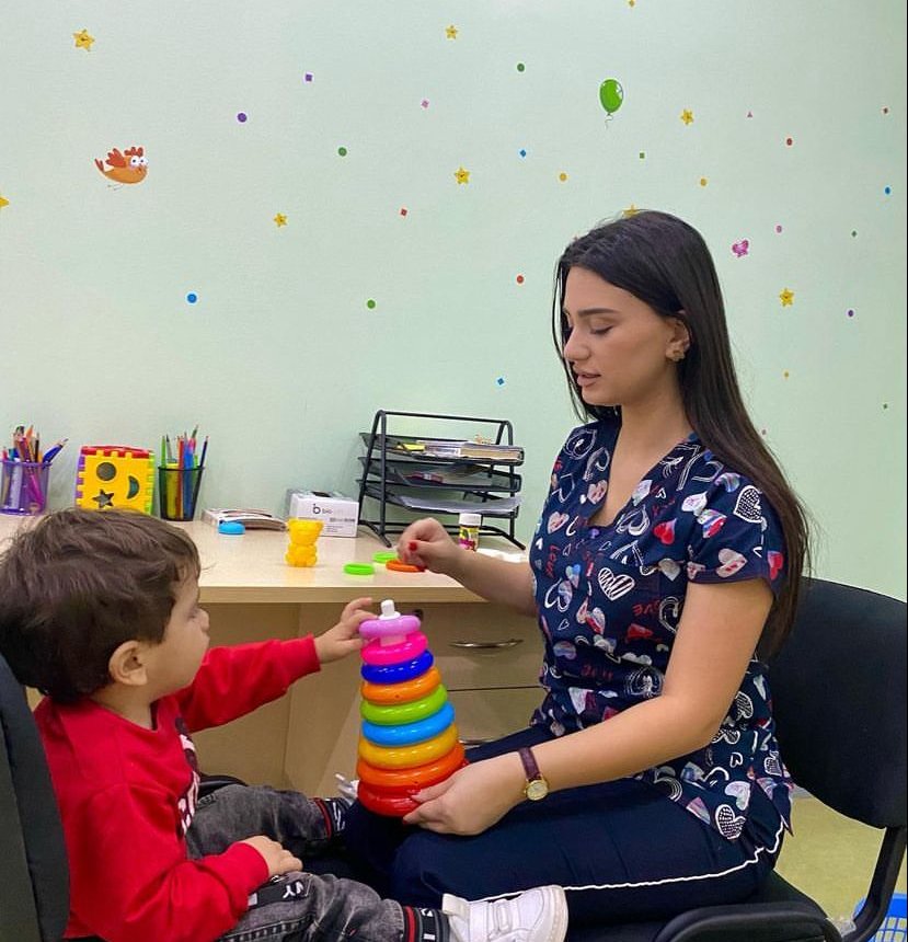 autizm mütəxəssisi Arzu Bağırlı: "Ailələrin böyük sevincinə səbəb olacağım ağlıma gəlməzdi"