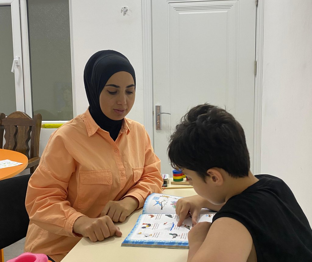 Loqoped Arzu Ağayeva: "Yüzlərlə ailənin sevimlisi olacağım ağlıma gəlməzdi"