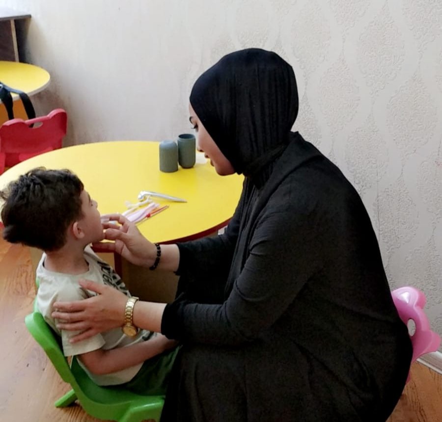 Loqoped Arzu Ağayeva: "Yüzlərlə ailənin sevimlisi olacağım ağlıma gəlməzdi"