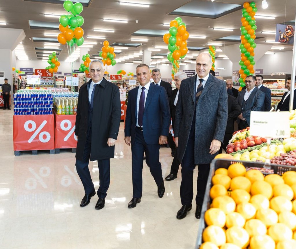 Veysəloğlu Şirkətlər Qrupu Naxçıvanda silsilə market açılışlarını davam etdirir - Fotolar