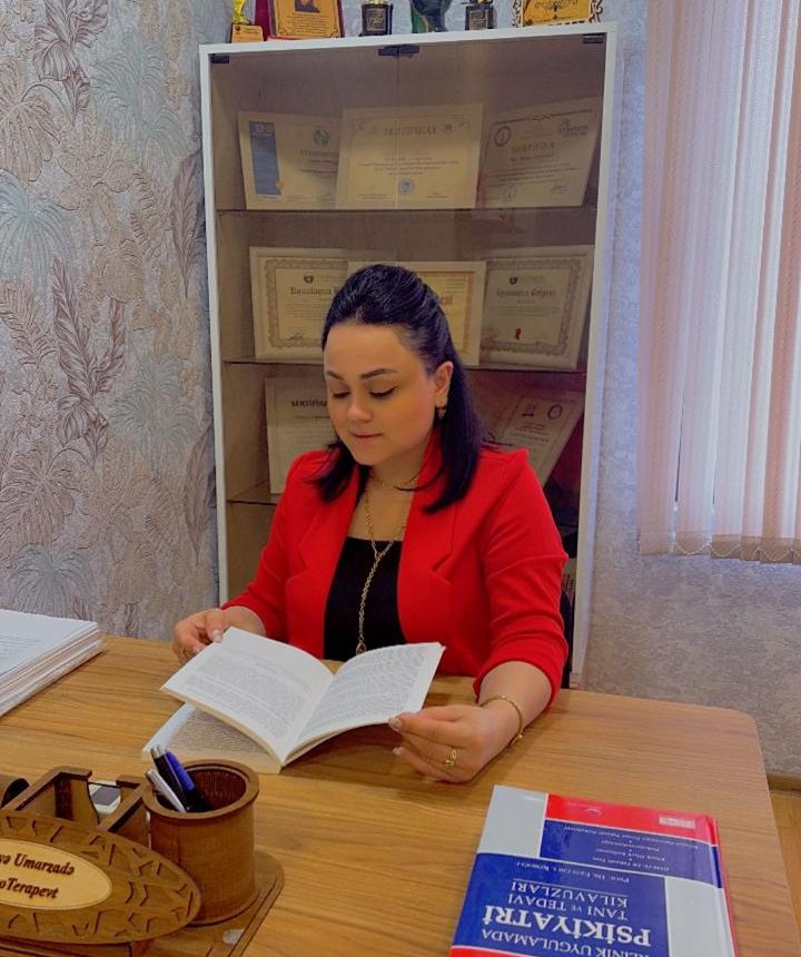 Klinik Psixoloq Ülviyyə Umarzadə: "İş prinsipim insanların müəyyən qədər sağlam düşüncələrini təmin etməkdən ibarətdir"