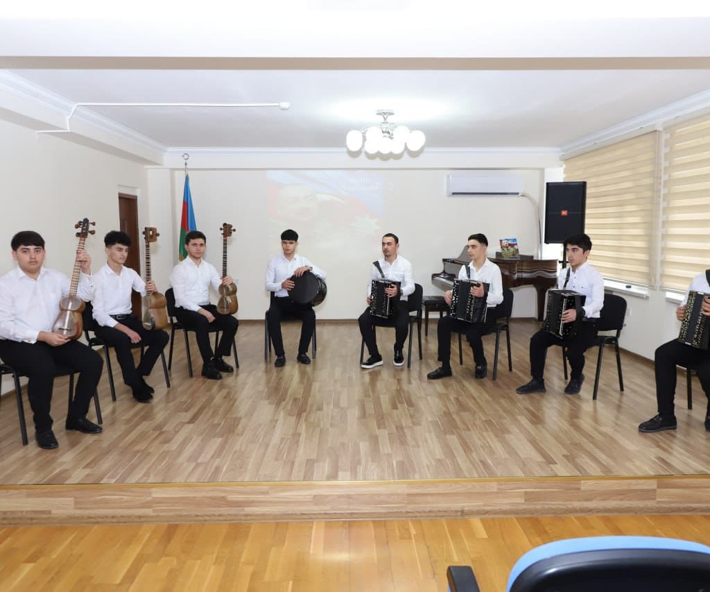 Bakı Xoreoqrafiya Akademiyasında Prezident İlham Əliyevin ad günü münasibətilə tədbir keçirilib