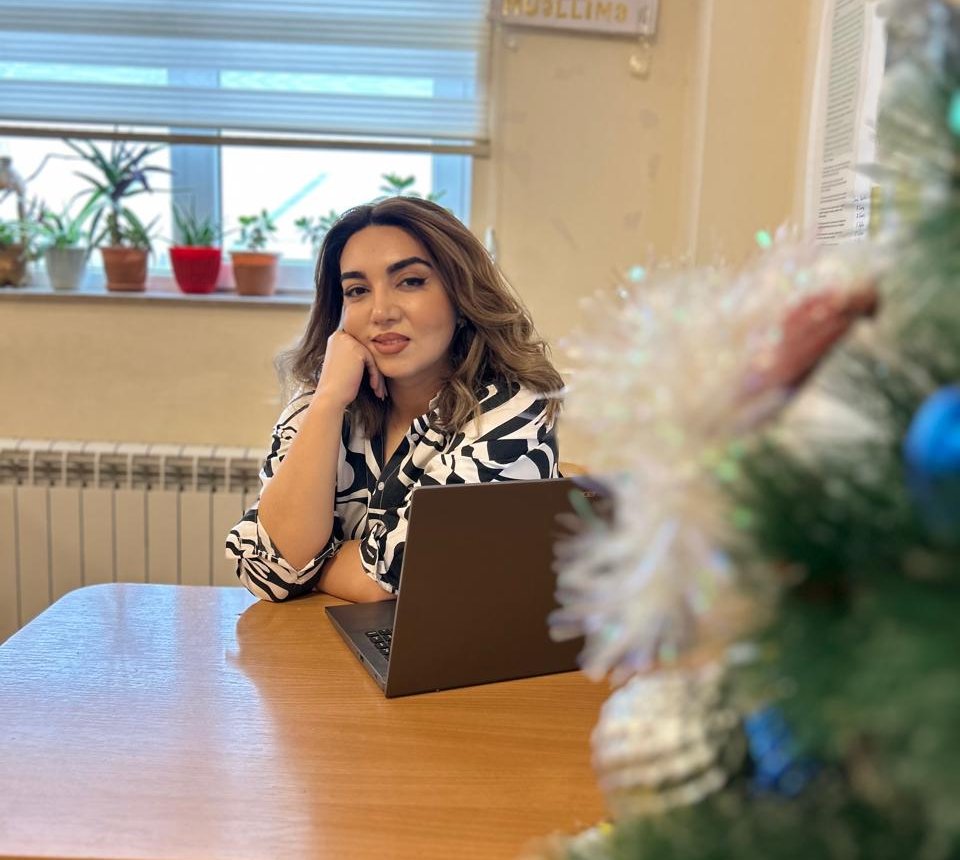 Pedaqoq Səadət Adnalıyeva: "Şagirdlərimin jər zaman yanındayam"