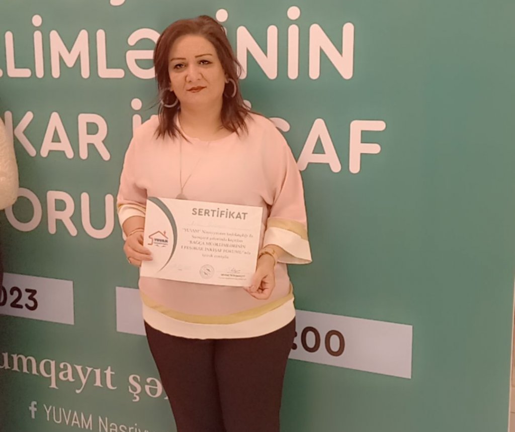 Pedaqoq Arzu Qurbanova: 