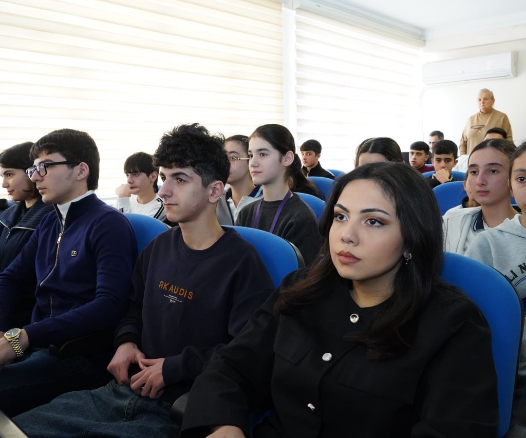 Bakı Xoreoqrafiya Akademiyasında  Xocalı soyqırımına həsr olunmuş anım tədbiri keçirilib