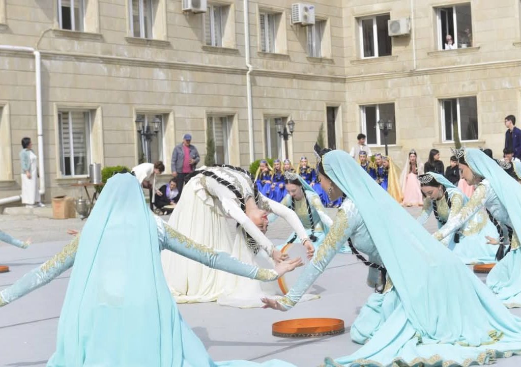 Bakı Xoreoqrafiya Akademiyasında Novruz bayramına həsr olunmuş silsilə konsert proqramları davam edir