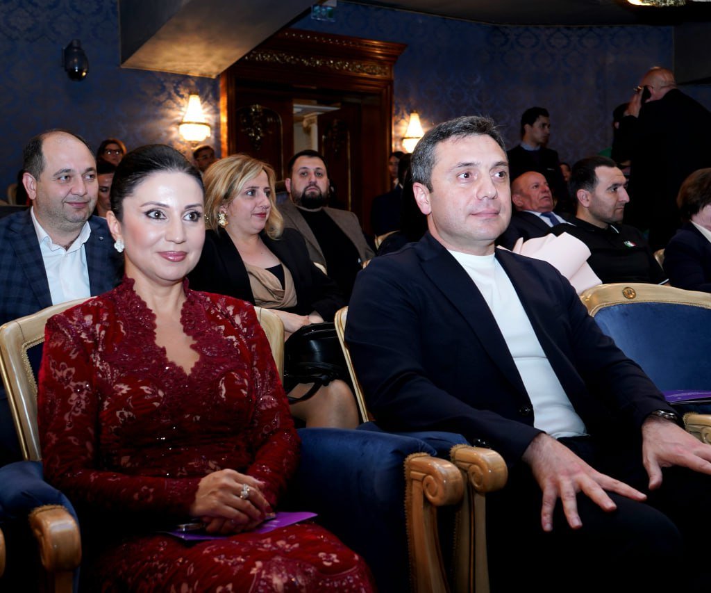 Beynəlxalq Rəqs Günü münasibətilə Azərbaycan Dövlət Akademik Musiqili Teatrında akademiyanın orta ixtisas təhsil pilləsinin buraxılış-hesabat konserti keçirilib