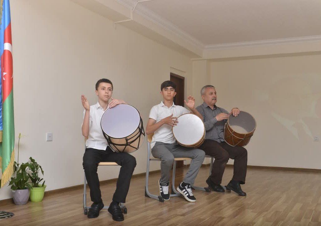 Bakı Xoreoqrafiya Akademiyasında Ulu Öndər Heydər Əliyevin xatirəsinə həsr olunmuş konsert keçirilib 