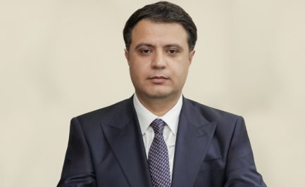 FETÖ öyrəncisi Sadiq Əliyev dövlətin sosial siyasətinə xəyanət edir? -