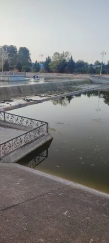Bərdənin icra başçısı “JEK” işçilərini villasında işlədir , mərkəzi park dağılır-Video-Foto