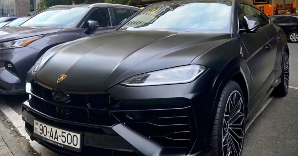 Son model lüks avomobili olan Hikmət Əliyev