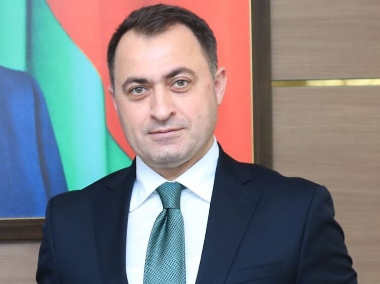 Nizami rayonunda icra başçısı bu tikintiyə hansı şərtlərlə icazə verib? - Video