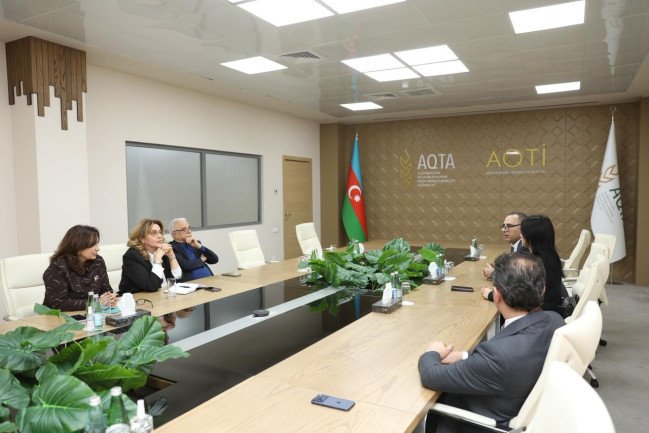 Qida təhlükəsizliyi üzərində qanunsuz “İctimai Şura” eksperimenti - Açıq şəkildə saxtakarlıq/FOTOFAKT