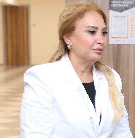 Xırdalanda 1 saylı orta məktəbdə nə baş verir? Məktəb direktoru pul yığımına başlayıb